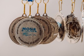 Mini hokej z MOSiR
